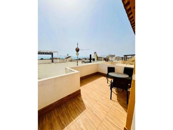 Chalet adosado en calle Foque