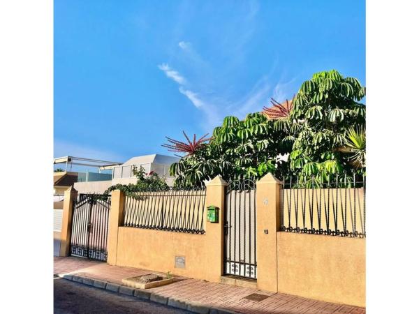 Chalet adosado en calle Estribor