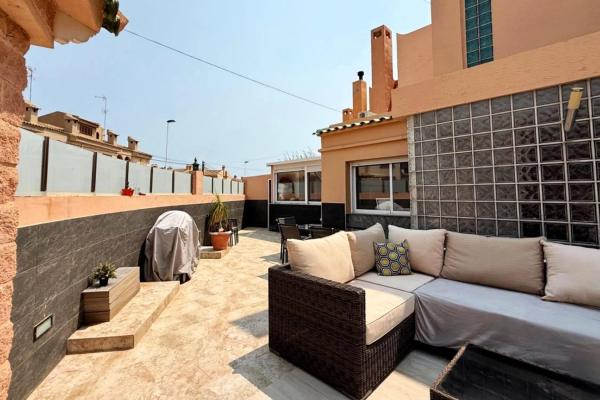 Chalet adosado en calle Severo Ochoa, 73