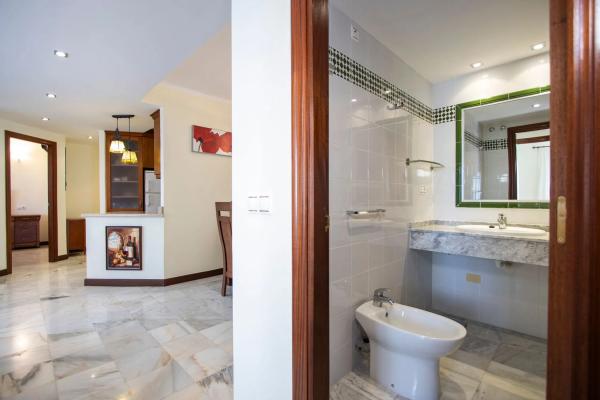 Piso en avenida Roentgen, 3