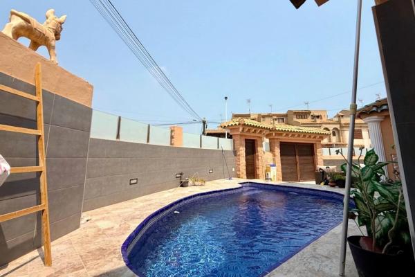 Chalet adosado en calle Severo Ochoa, 73