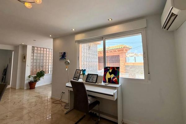 Chalet adosado en calle Severo Ochoa, 73