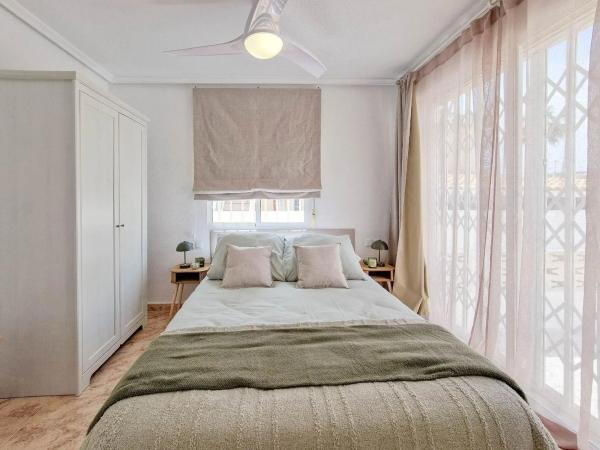 Chalet adosado en calle Manuel Espinosa Maciá, 47