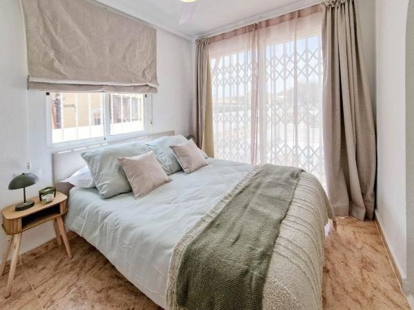 Chalet adosado en calle Manuel Espinosa Maciá, 47