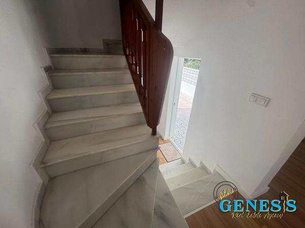 Chalet pareado en CL Doctor Waksman, 27