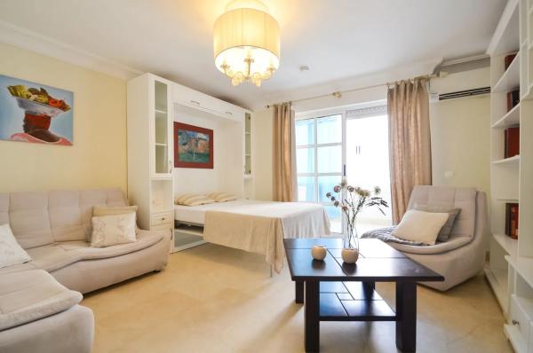 Estudio en avenida Doctor Mariano Ruiz Canovas, 6