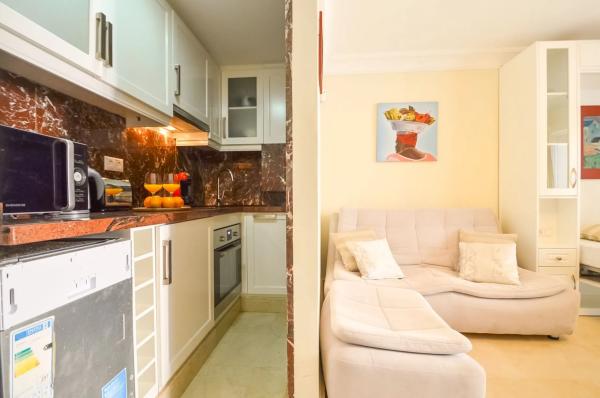 Estudio en avenida Doctor Mariano Ruiz Canovas, 6