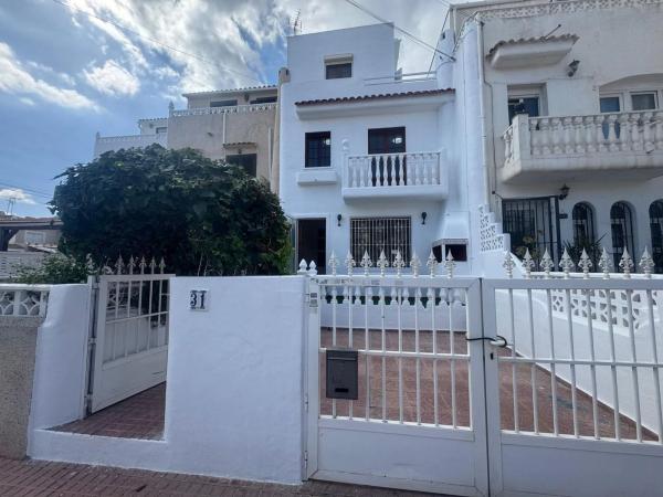 Chalet adosado en calle Doctor Waksman, 31