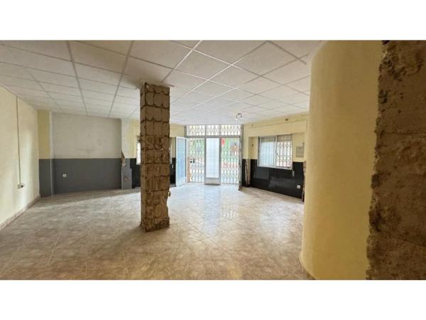 Piso en calle Finlandia, 14 -16