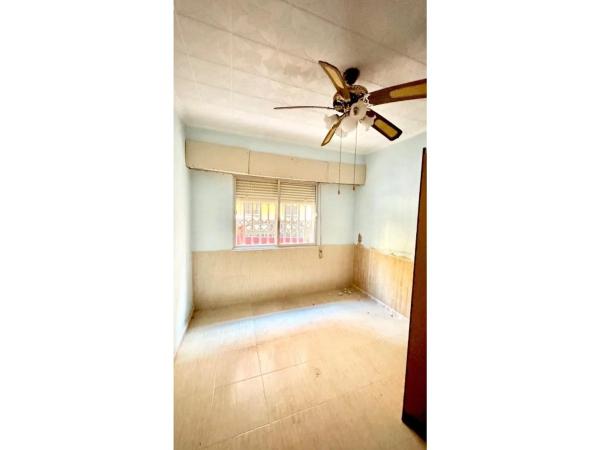 Piso en calle Finlandia, 14 -16