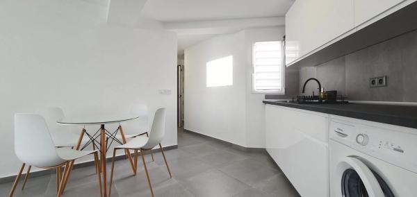 Estudio en calle Mar Baltico, 6