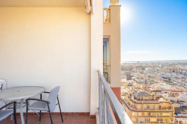 Piso en avenida Roentgen, 6 -8