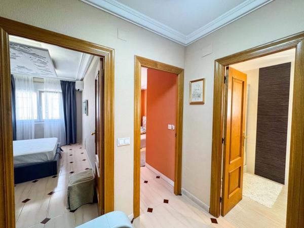 Chalet pareado en paseo Navarra