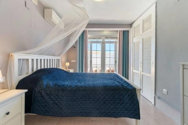 Chalet adosado en CL Severo Ochoa, 49