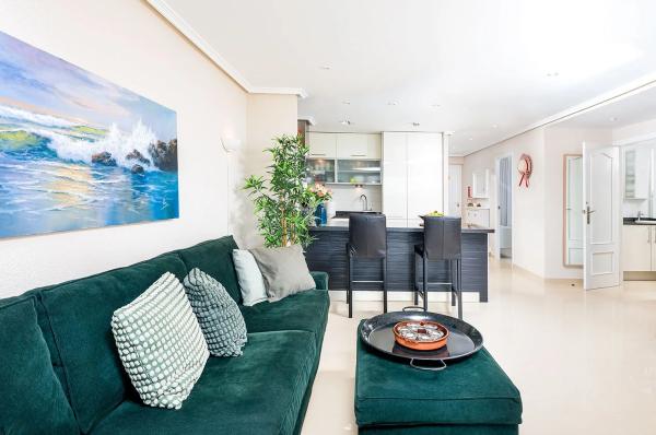 Piso en Av Alfredo Nobel