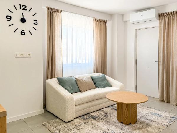 Piso en calle Babor, 145