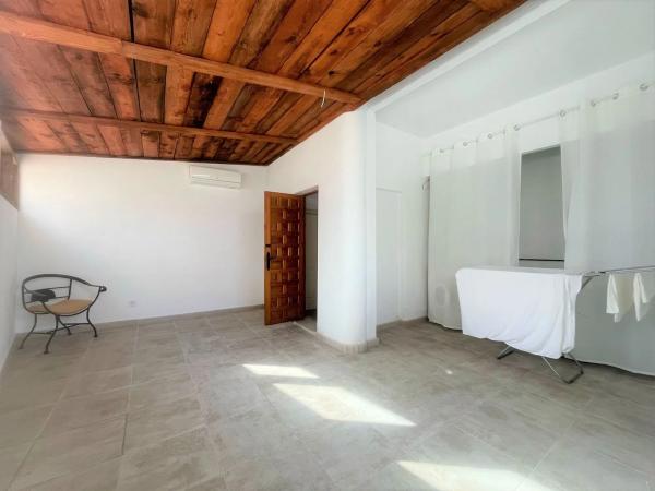 Chalet pareado en avenida Alfredo Nobel, 91