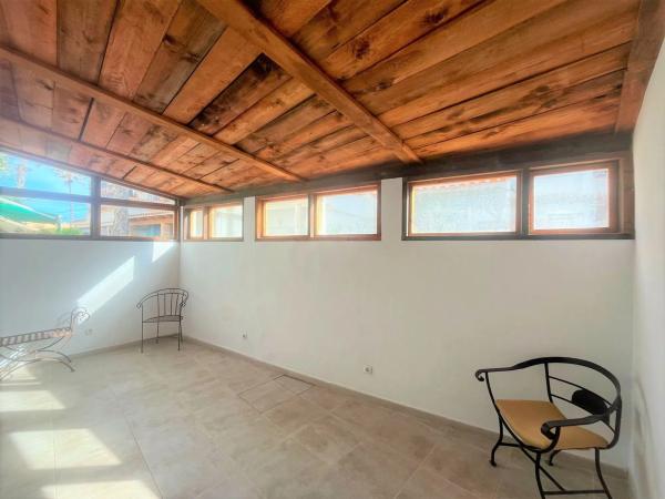 Chalet pareado en avenida Alfredo Nobel, 91