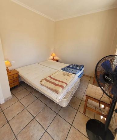 Casa independiente en calle Berta Von Sutter, 6