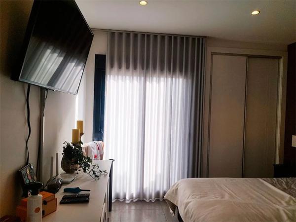 Casa independiente en avenida Alfredo Nobel, 137