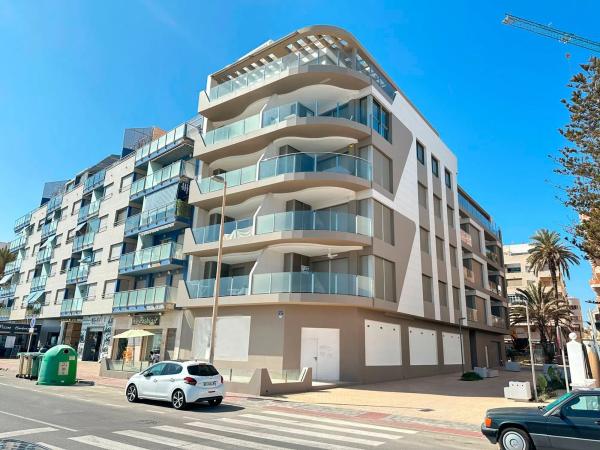 Piso en avenida Doctor Mariano Ruiz Canovas