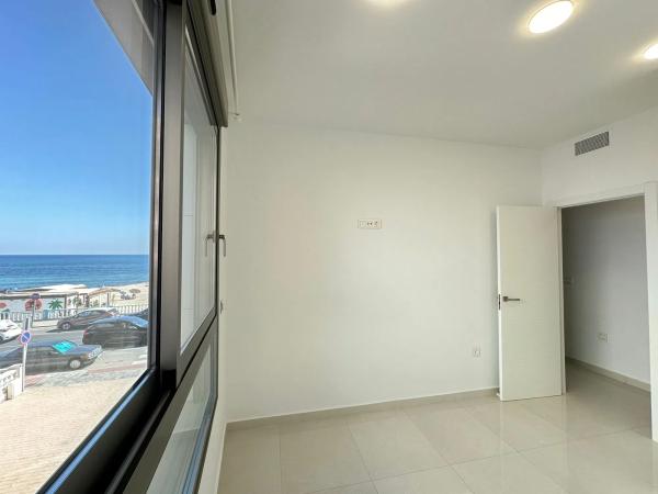 Piso en avenida Doctor Mariano Ruiz Canovas