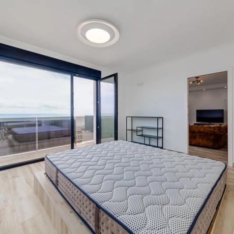 Casa independiente en paseo Navarra