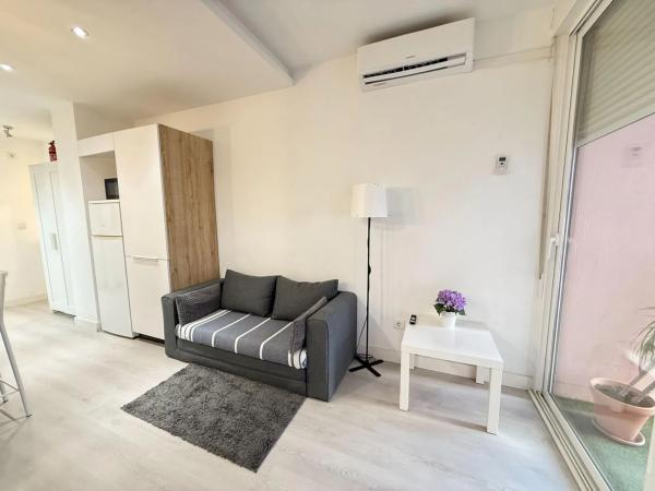 Estudio en calle Joven Pura, 10