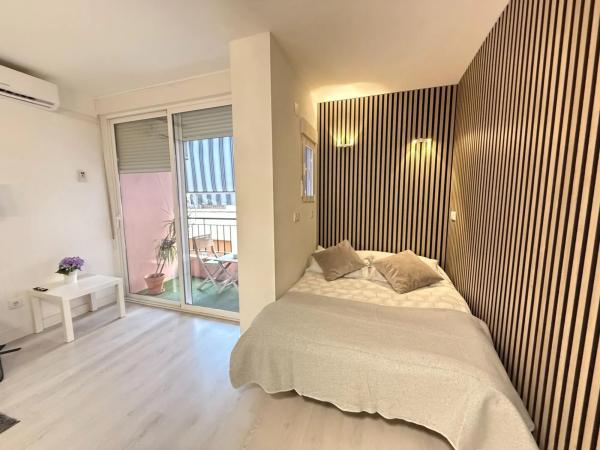 Estudio en calle Joven Pura, 10