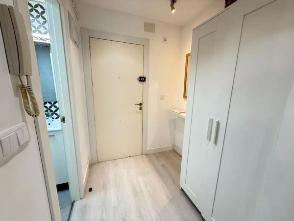 Estudio en calle Joven Pura, 10