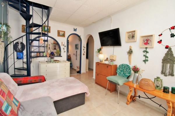 Chalet adosado en calle la Loma