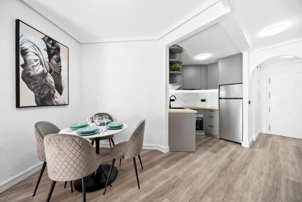 Piso en avenida de las Habaneras