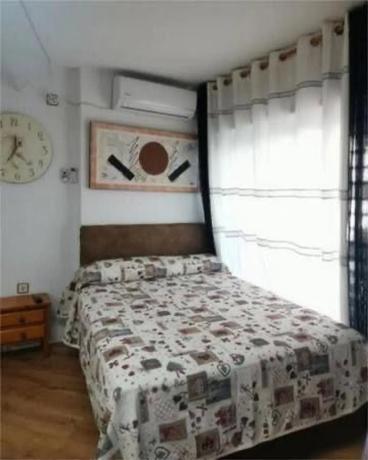 Estudio en avenida de las Habaneras, 38