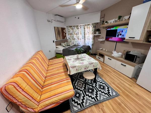 Estudio en avenida de las Habaneras, 38