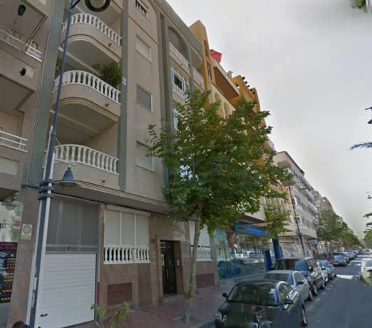 Piso en avenida de las Habaneras