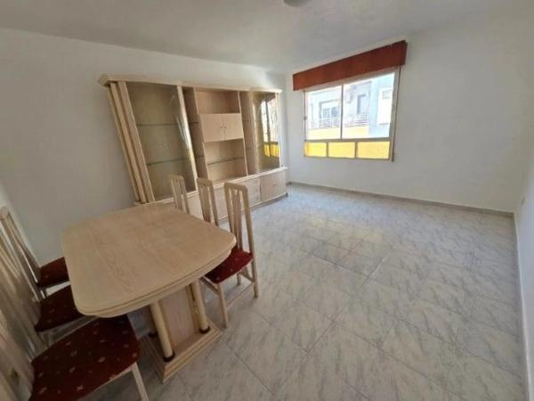 Piso en calle Caballero de Rodas, 111