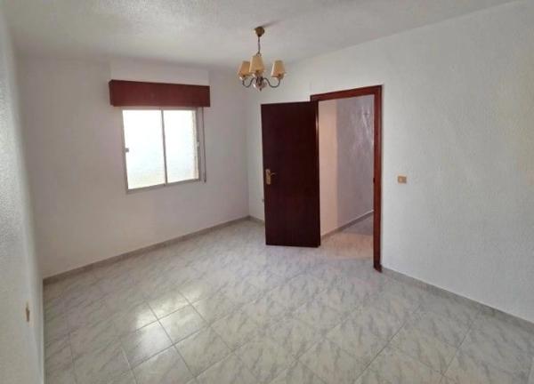 Piso en calle Caballero de Rodas, 111