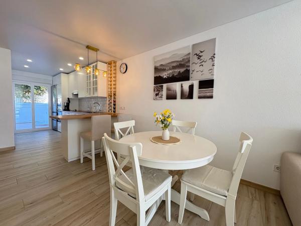 Chalet adosado en calle París, 38