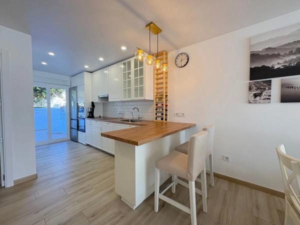 Chalet adosado en calle París, 38