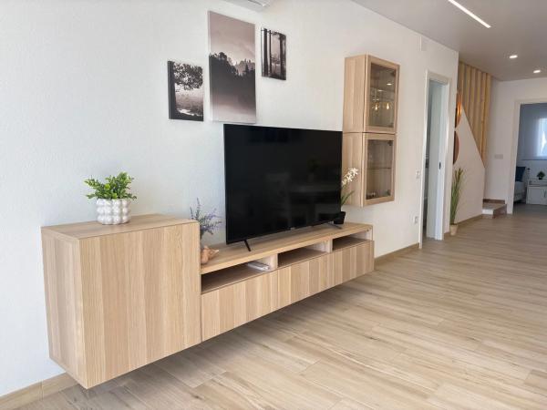 Chalet adosado en calle París, 38