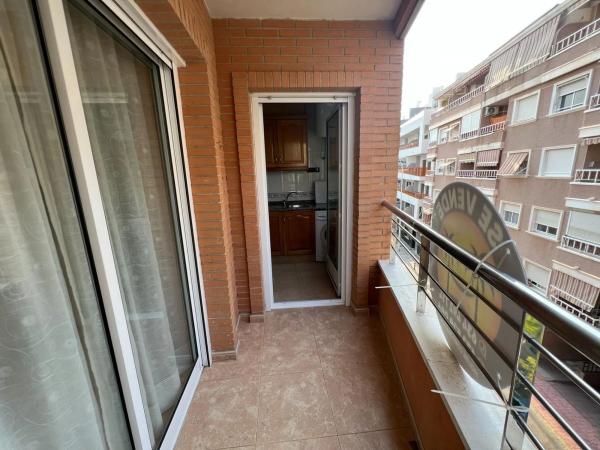 Piso en calle Ramón Gallud, 136