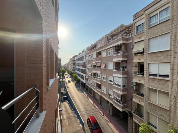 Piso en calle Ramón Gallud, 136