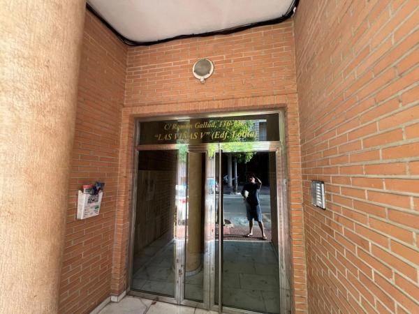 Piso en calle Ramón Gallud, 136