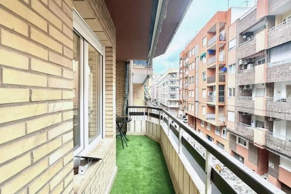 Piso en calle Bergantin, 12