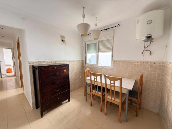 Piso en calle Ramón Gallud, 153