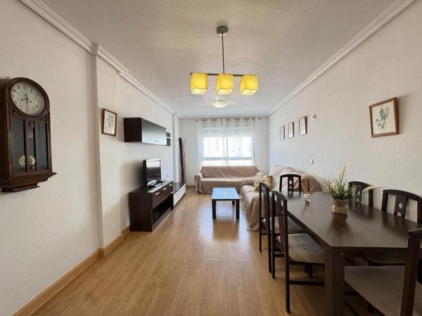 Piso en calle la Paz, 180