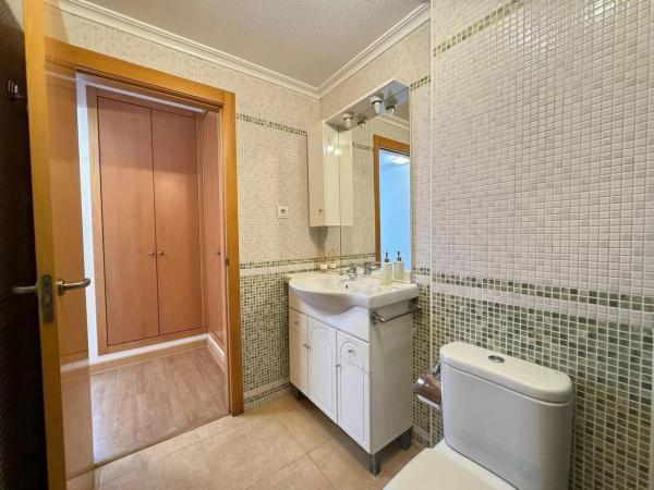 Piso en calle la Paz, 180