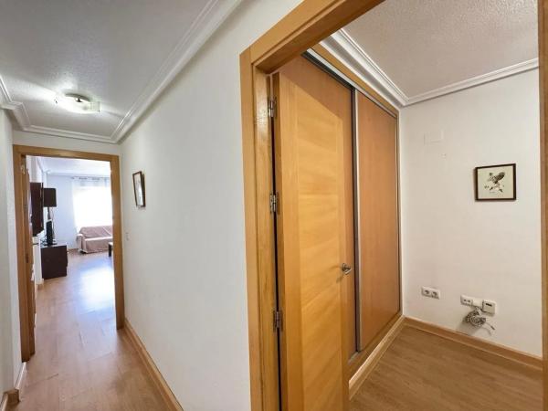 Piso en calle la Paz, 180