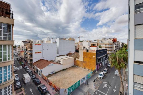 Piso en calle Ramón Gallud, 109