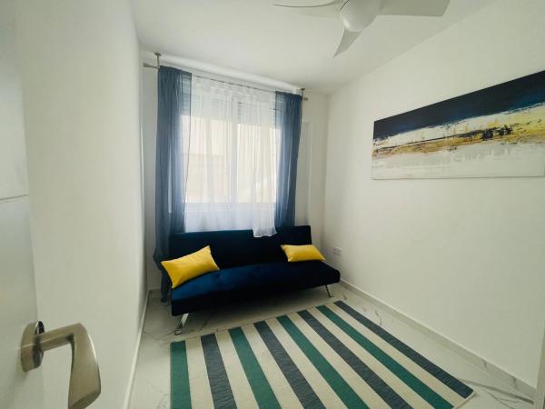 Piso en calle Navegantes, 4